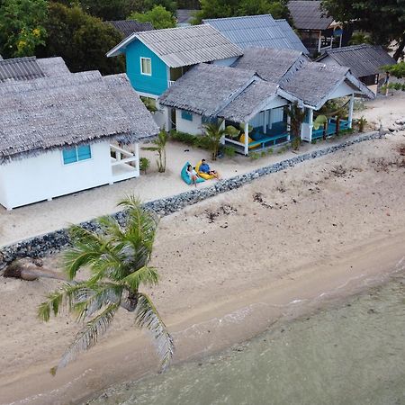 Sand Terrace Beach Bungalows Baan Tai Exteriör bild