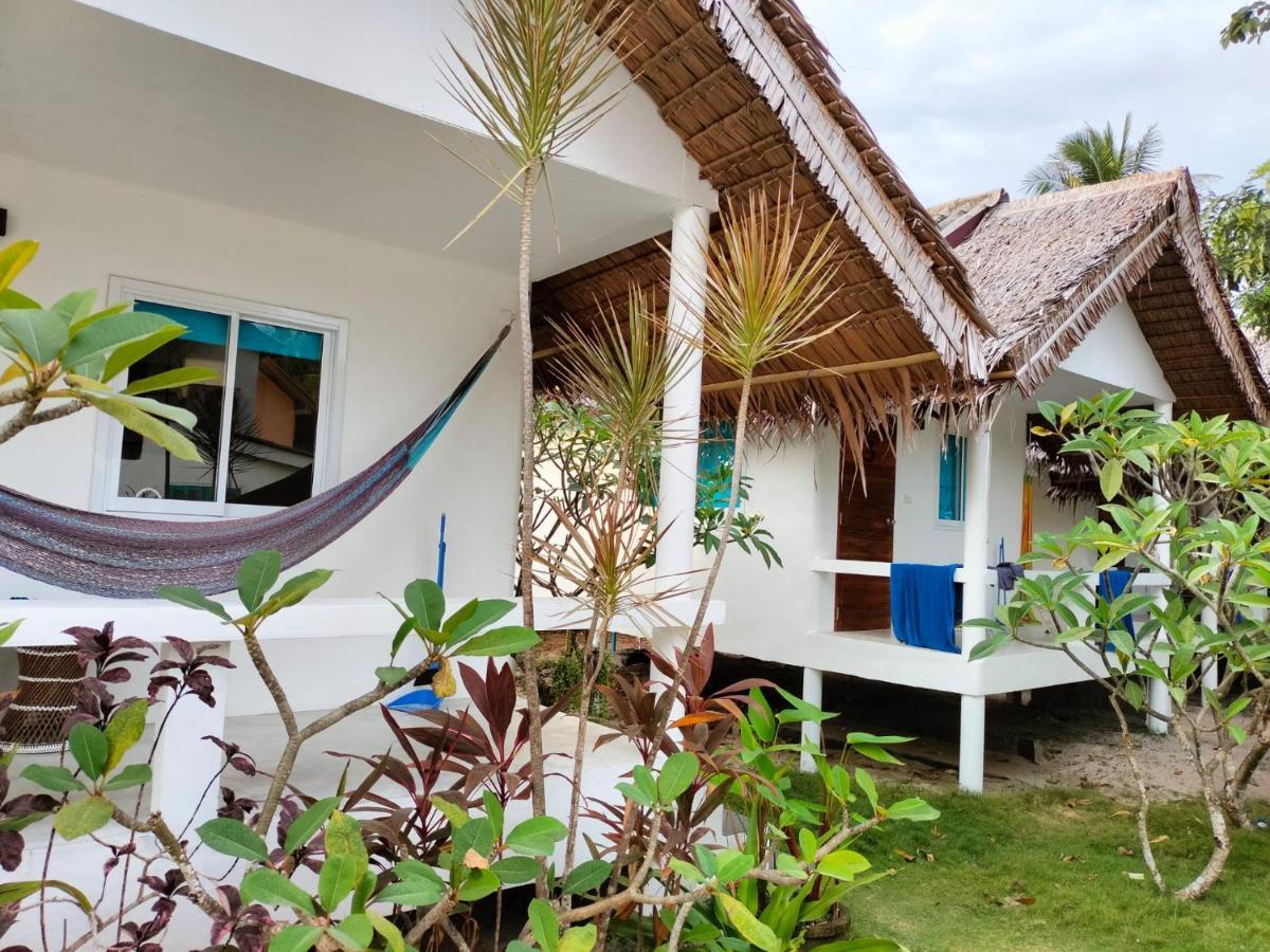 Sand Terrace Beach Bungalows Baan Tai Exteriör bild