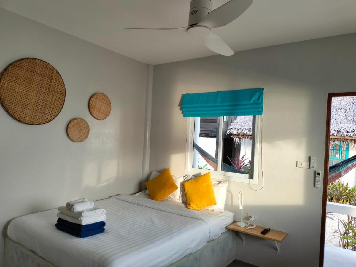 Sand Terrace Beach Bungalows Baan Tai Exteriör bild