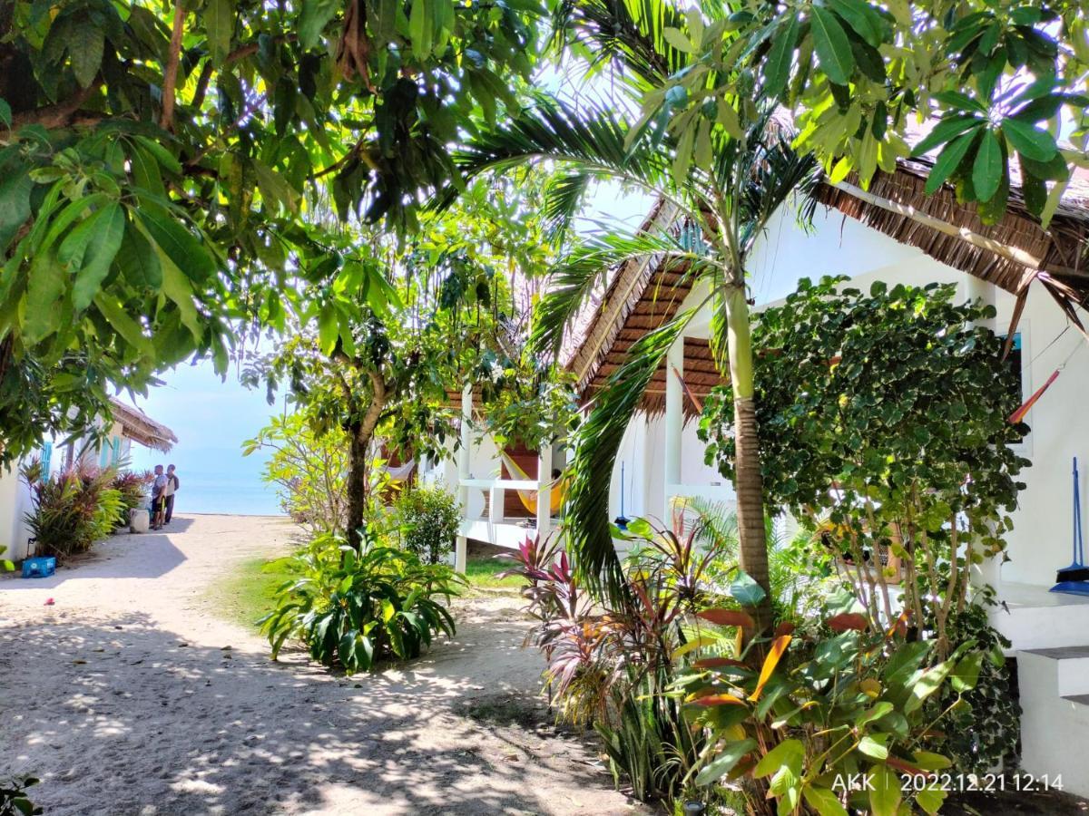 Sand Terrace Beach Bungalows Baan Tai Exteriör bild