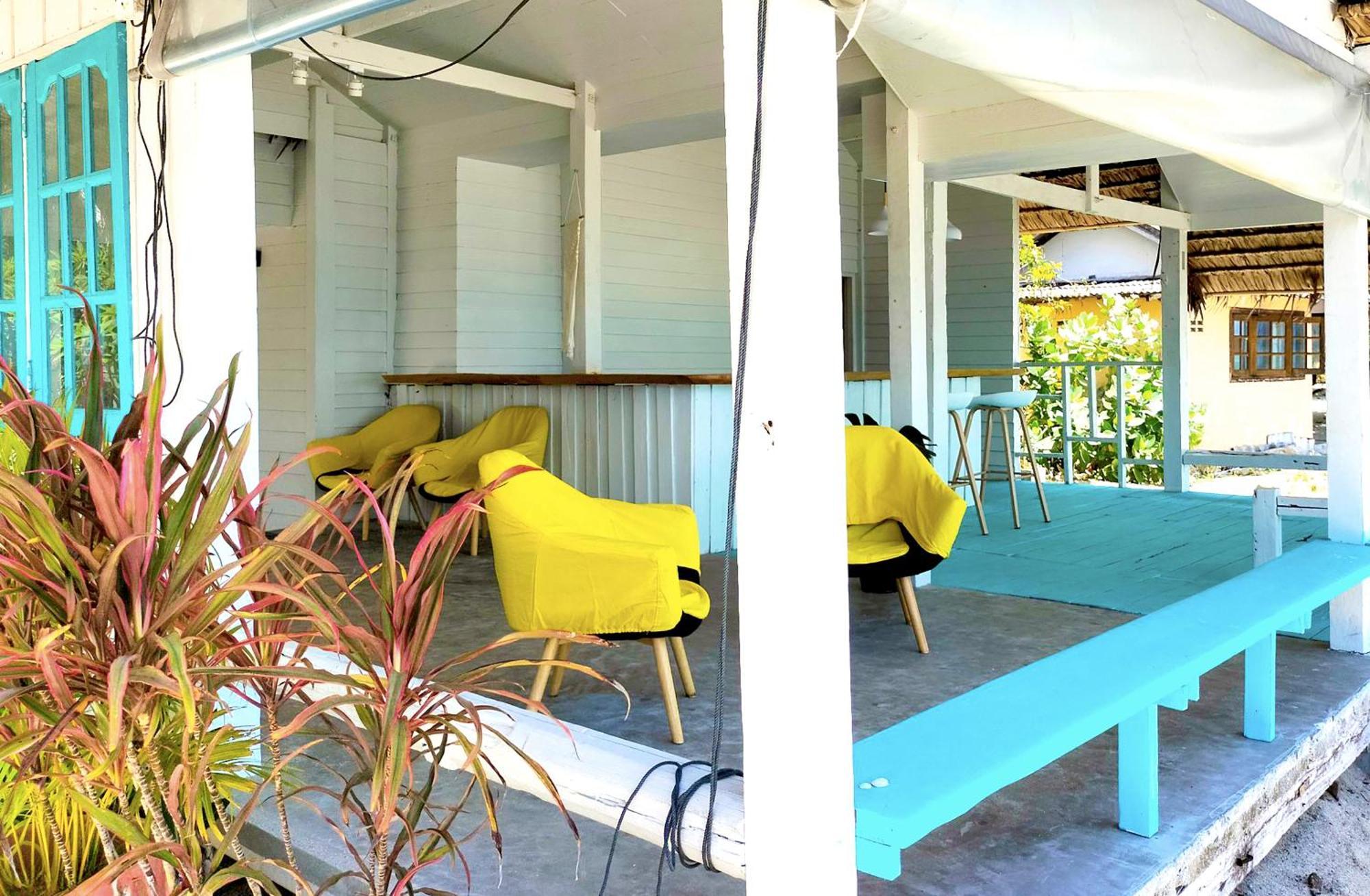 Sand Terrace Beach Bungalows Baan Tai Exteriör bild
